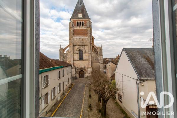 Location appartement 4 pièces 76 m² Lorris
