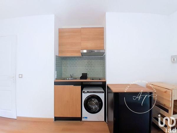 Location appartement 1 pièce 24 m² Gif-sur-Yvette