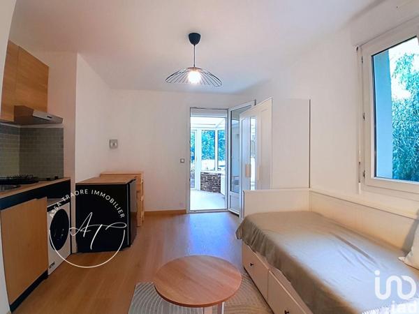 Location appartement 1 pièce 24 m² Gif-sur-Yvette