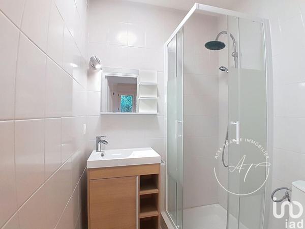 Location appartement 1 pièce 24 m² Gif-sur-Yvette