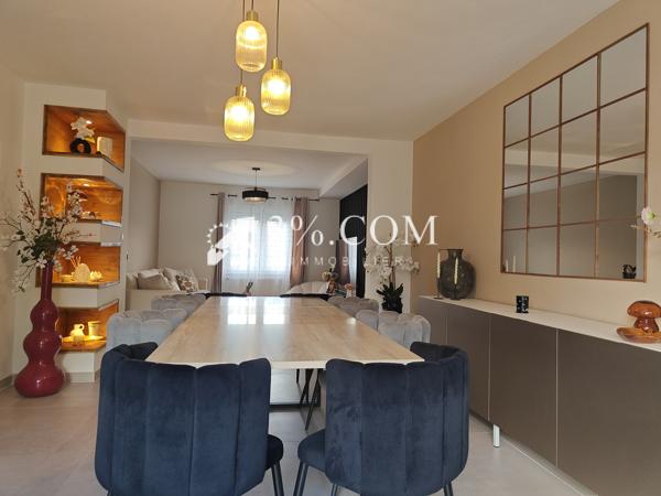 Maison
                                                                                                                                                                                                                                                                                                                        5 pièce(s)                                                                                                                                                                                                          3 chambre(s)                                                                                                                                                                                                          130  m²