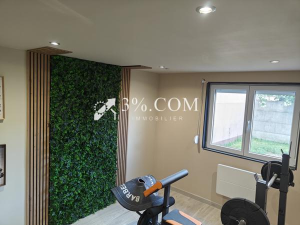 Maison
                                                                                                                                                                                                                                                                                                                        5 pièce(s)                                                                                                                                                                                                          3 chambre(s)                                                                                                                                                                                                          130  m²