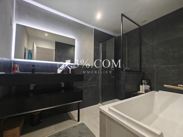 Maison
                                                                                                                                                                                                                                                                                                                        5 pièce(s)                                                                                                                                                                                                          3 chambre(s)                                                                                                                                                                                                          130  m²