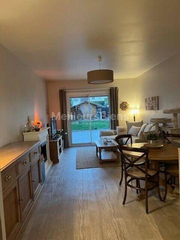 Pavilon individuel 105 M2 environ 3 chambres avec jardin.