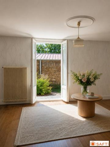 Maison de village à rénover – 105 m² habitables – dépendances – beau terrain –