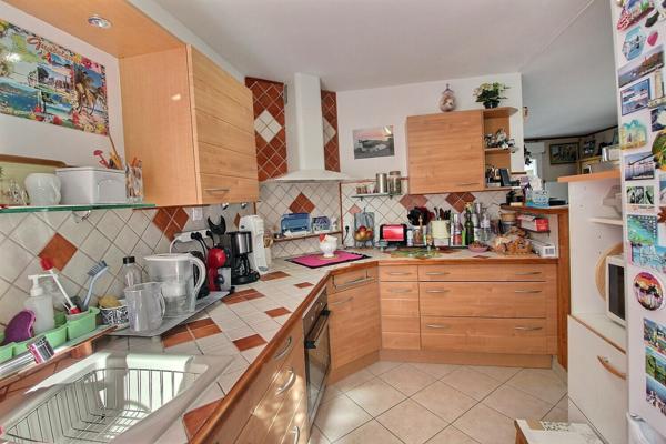 Maison Thiais proche centre-ville de 4 pièces 86.35 m2 carrez (106,58 m² au sol)