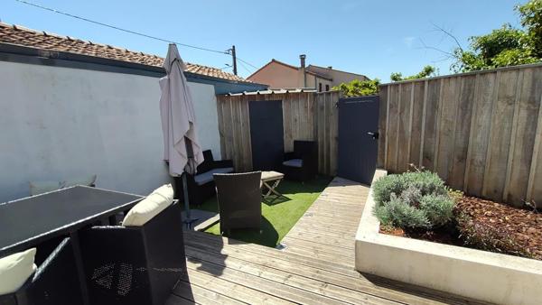 Maison Rochefort 1 pièce(s) 27.02 m2 meublée avec extérieur
