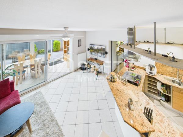 Mérignac Capeyron – Maison de ville avec jardin, terrasse, garage et carport