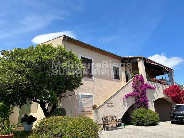 Vue mer panoramique mer sur le Cap d'Antibes
