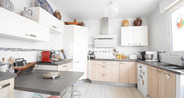 À vendre Maison 6 pièces 175 m² - Périgny 17180