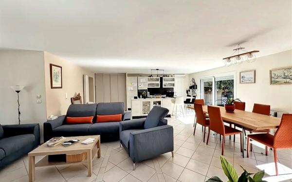 Maison à vendre    4 pièces •  Caissargues