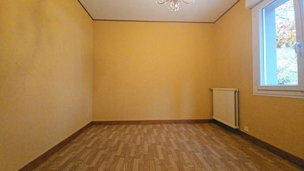 Maison Néo-Bretonne, vie de plain-pied, à vendre à Donges - 6 pièces, 4 chambres