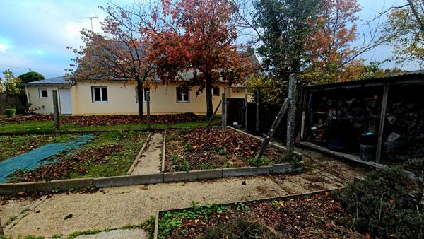 Maison Néo-Bretonne, vie de plain-pied, à vendre à Donges - 6 pièces, 4 chambres