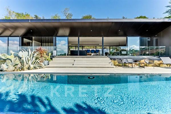 Villa d’architecte d’exception sur les coteaux toulousains