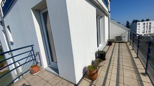 Appartement 3 pièces - 82m² - Résidence standing