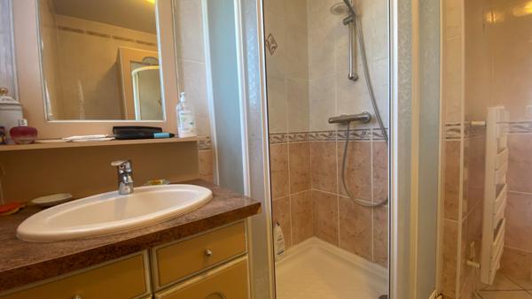 Appartement 3 pièces - 82m² - Résidence standing