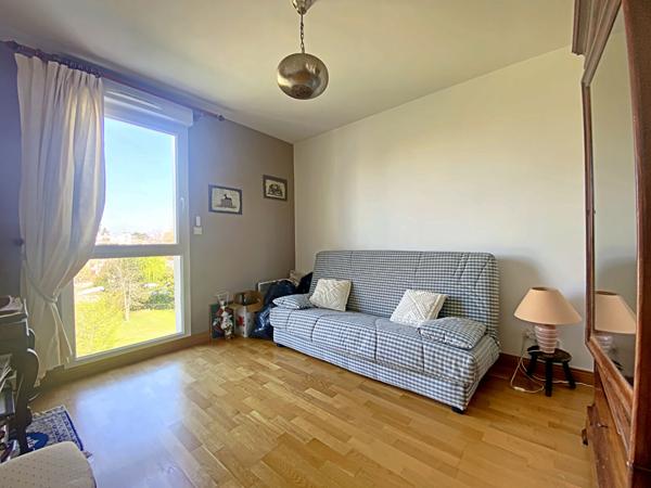 Appartement 3 pièces - 82m² - Résidence standing