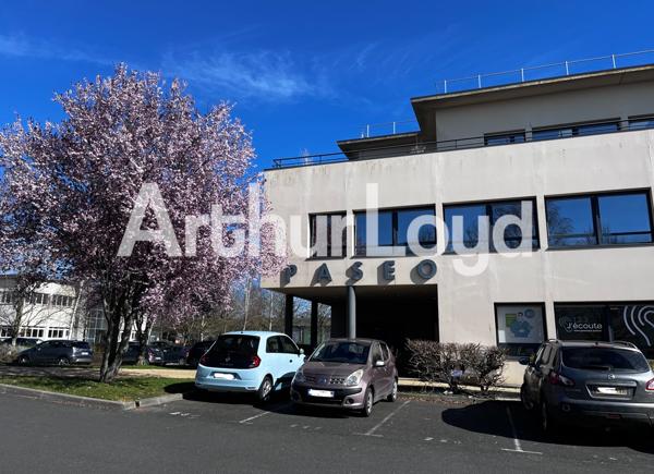 Plateaux de bureaux - À Louer - St-Contest