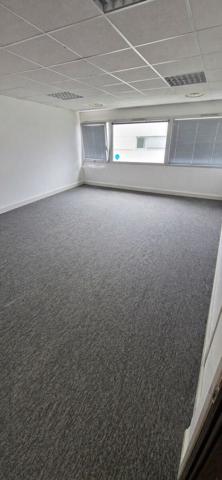 Bureaux à louer à Montoir de Bretagne centre d affaires proche Airbus