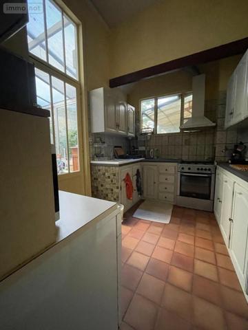 Immeuble à vendre à Bordeaux en Gironde (33000), ref : VNI BORDEAUX 1-VI   
Triangle