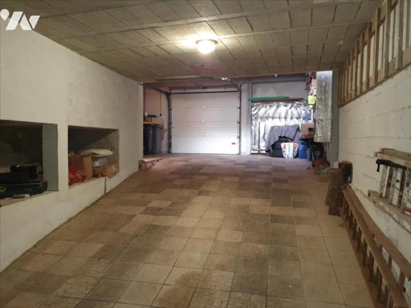 A VENDRE A SAINT MARTIN D'ABLOIS - MAISON DE VILLAGE AVEC TERRASSE ET GARAGE