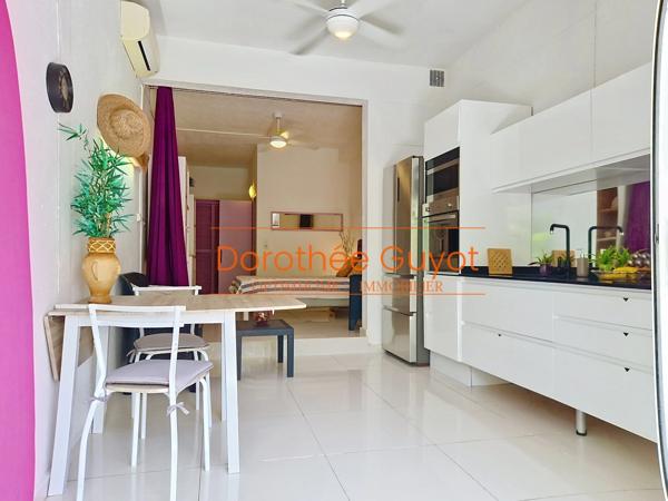 SAINT-FRANÇOIS (971) – MARINA – APPARTEMENT REZ-DE-JARDIN – VENDU MEUBLÉ