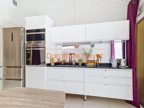 SAINT-FRANÇOIS (971) – MARINA – APPARTEMENT REZ-DE-JARDIN – VENDU MEUBLÉ