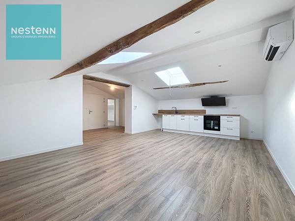 Appartement à vendre T2 rénové 80m² avec parking, centre Villefranche De Lauragais