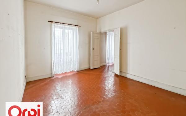 Appartement à vendre    4 pièces • 172,88 m2 Béziers