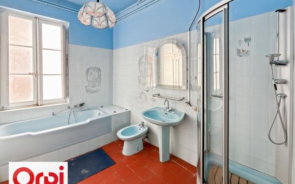 Appartement à vendre    4 pièces • 172,88 m2 Béziers