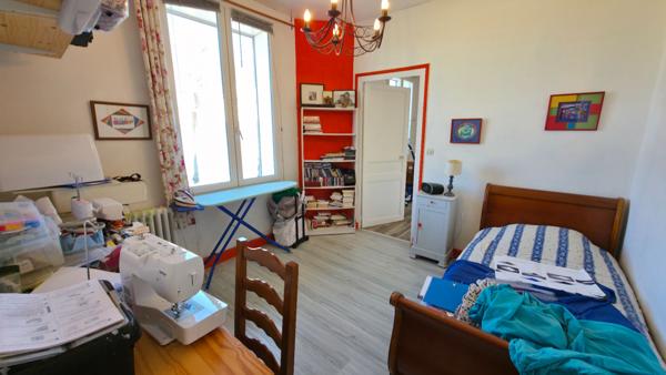 Grande maison en pierre à Montoir De Bretagne de plus de 160m² avec 3 chambres et jardin