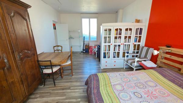 Grande maison en pierre à Montoir De Bretagne de plus de 160m² avec 3 chambres et jardin