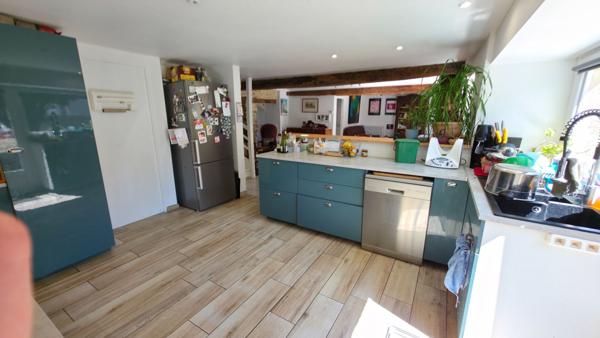 Grande maison en pierre à Montoir De Bretagne de plus de 160m² avec 3 chambres et jardin