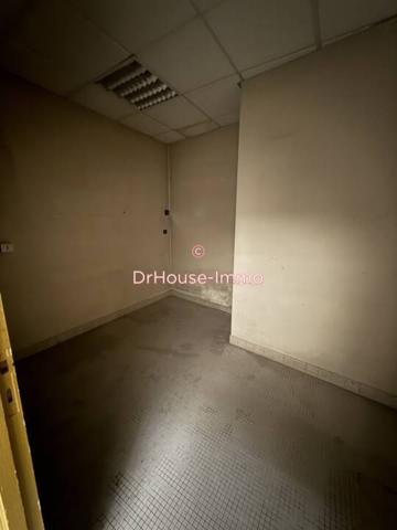 Immeuble à vendre 15 pièces de 236 m²