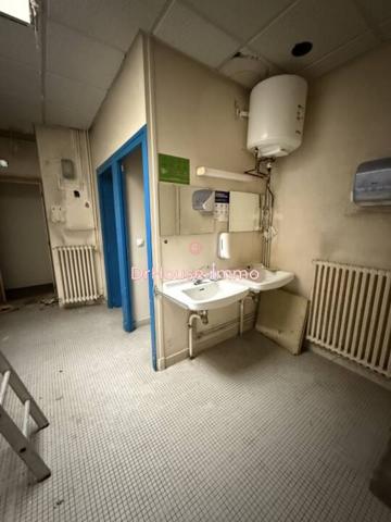 Immeuble à vendre 15 pièces de 236 m²