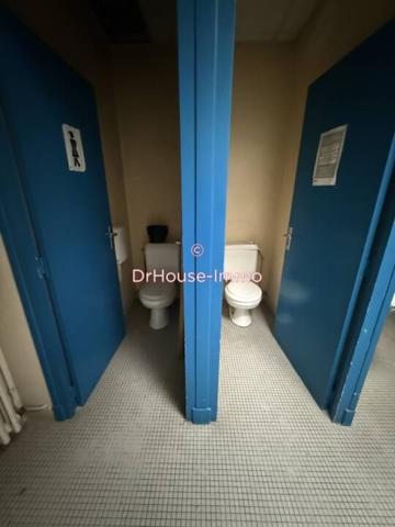 Immeuble à vendre 15 pièces de 236 m²