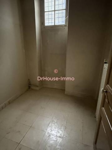 Immeuble à vendre 15 pièces de 236 m²