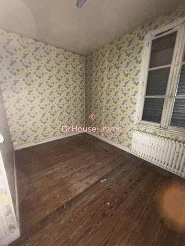 Immeuble à vendre 15 pièces de 236 m²