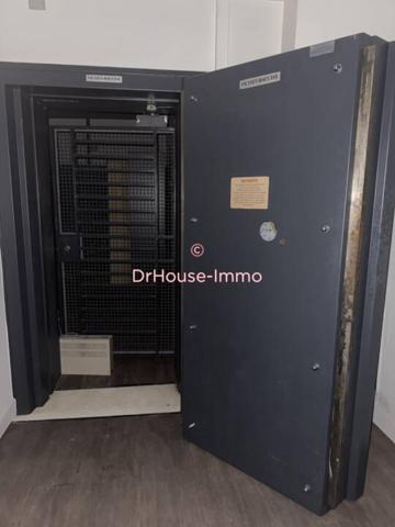 Immeuble à vendre 15 pièces de 236 m²