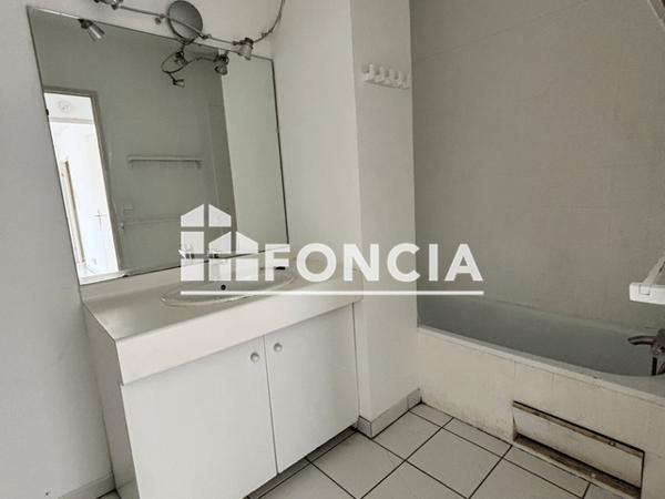 Location Appartement 3 pièces 63.32 m² - 9 AVENUE DU GENERAL LECLERC Cugnaux 31270