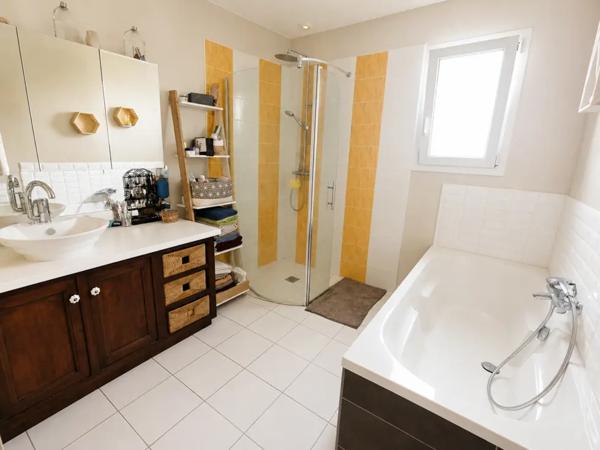 Maison familaile 5 chambres sans travaux
