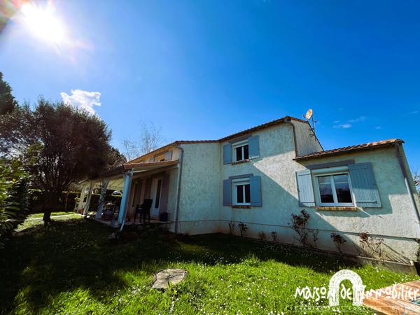 CHARENTE MARITIME - SUD ROYAN - 5 PIECES - BEAUX VOLUMES - JARDIN - GARAGE