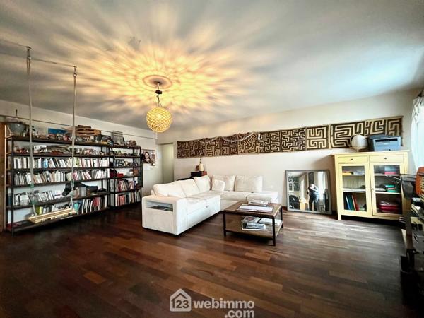 Appartement 102 m² à Bordeaux 33300