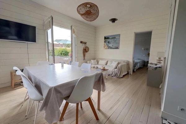 Arcachon - Les Abatilles ! Maison 5 pièces de 90 m2 avec terrasse et stationnement !