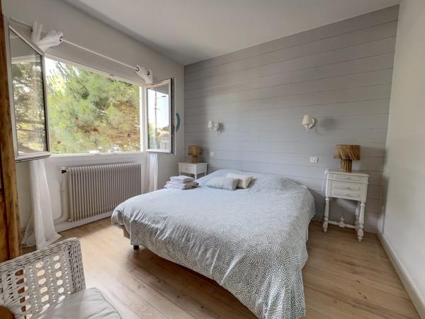 Arcachon - Les Abatilles ! Maison 5 pièces de 90 m2 avec terrasse et stationnement !