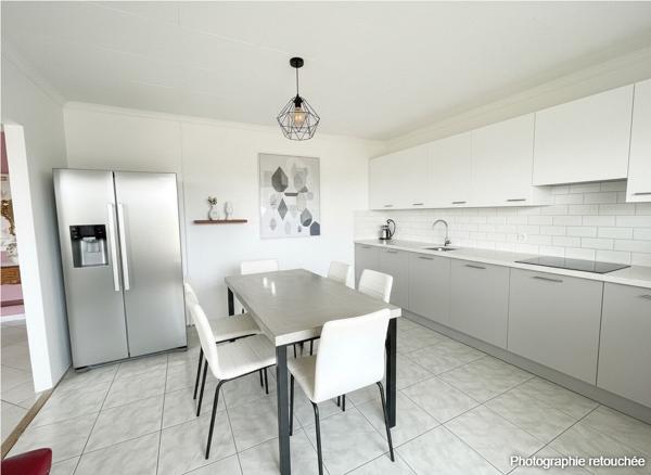 Maison 5 pièce(s) 142 m² sur 1070 m² de terrain, coté Beauzelle, hors couloir aérien