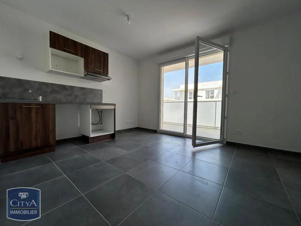 Appartement à louer 1 pièce 28.01m² Monteux (84170)