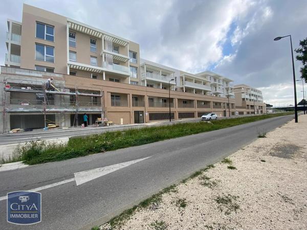 Appartement à louer 1 pièce 28.01m² Monteux (84170)