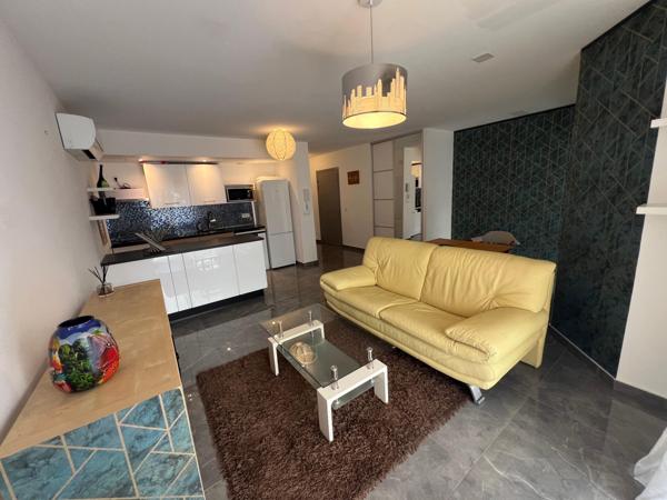 LOCATION APPARTEMENT T3 ( balcon et place de parking)