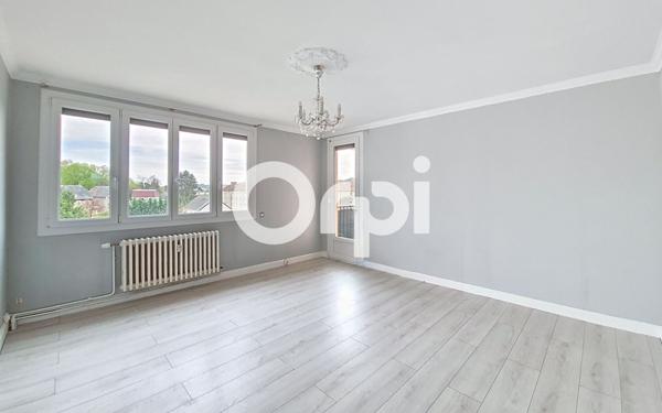 Appartement à vendre    3 pièces • 64 m2 Soissons